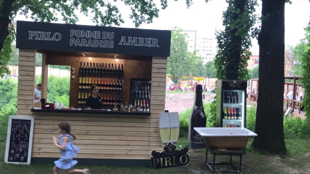 Окремий кіоск з дерева Pirlo м. Харків