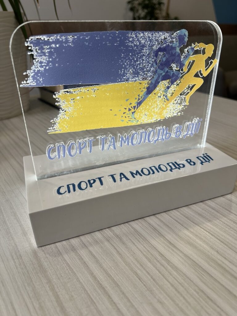 Акрилайт настінний з підставкою з МДФ