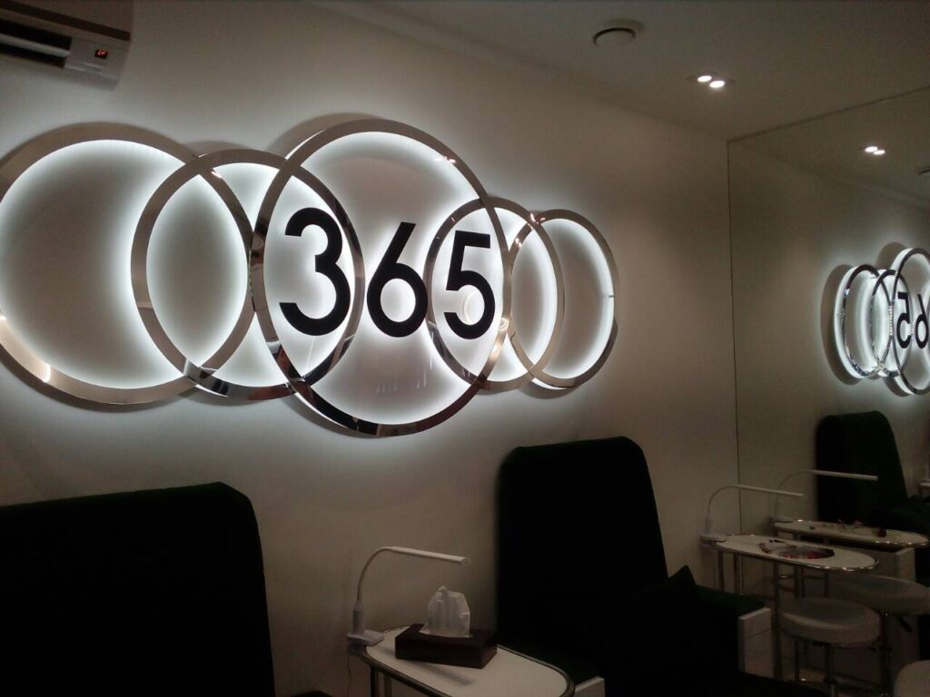 Студія краси 365 Київ